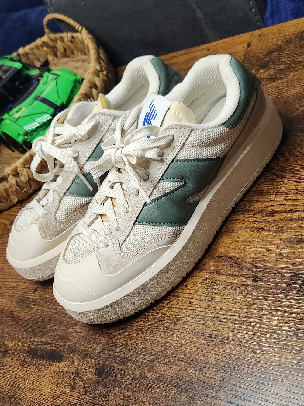 New Balance CT302RO unisex shoes size women 7 mens 5.5